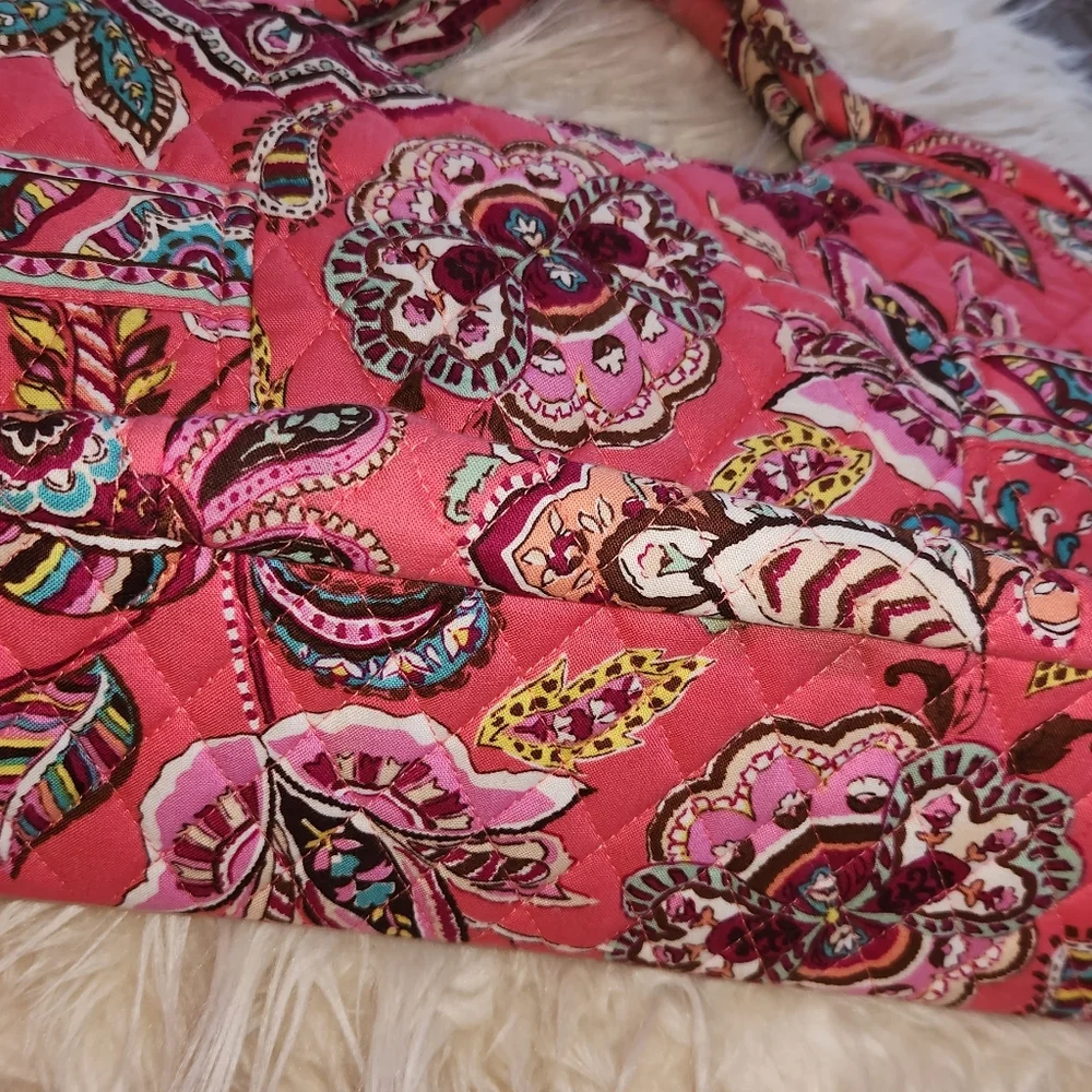 FINAL PRICE!! Vera bradley purse !! - Picture 7 of 16